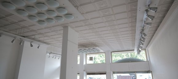 196m² Commercial property in Biella, Italy No. 298230 8