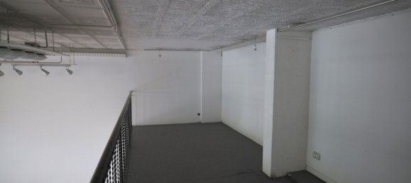 196m² Commercial property in Biella, Italy No. 298230 9