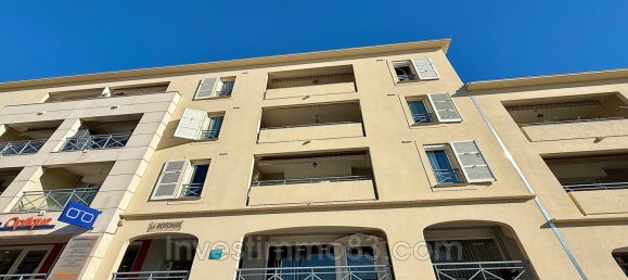 1 bedroom Apartment in Carqueiranne, France No. 190410 7
