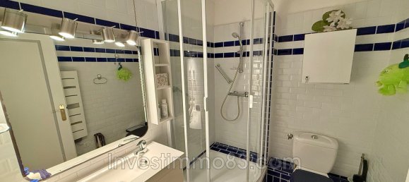 1 bedroom Apartment in Carqueiranne, France No. 190410 12