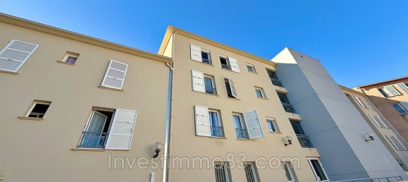 1 bedroom Apartment in Carqueiranne, France No. 190410 20