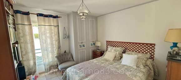 1 bedroom Apartment in Carqueiranne, France No. 190410 13