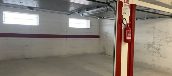18m² Garage in Salerno, Italy No. 77515 6