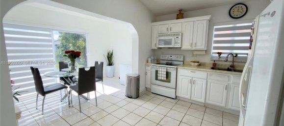 4 Schlafzimmer Villa in Miami, USA, Nr. 615127 17