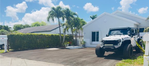 4 Schlafzimmer Villa in Miami, USA, Nr. 615127 28