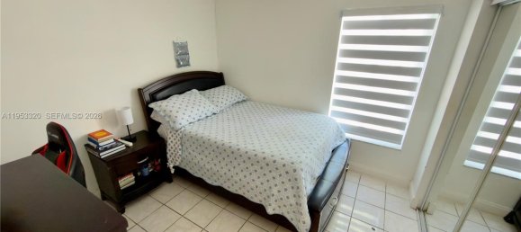 4 Schlafzimmer Villa in Miami, USA, Nr. 615127 8