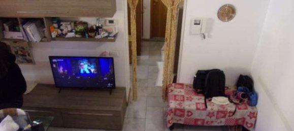 2-salle Appartement à Samarate, Italy No. 334149 13
