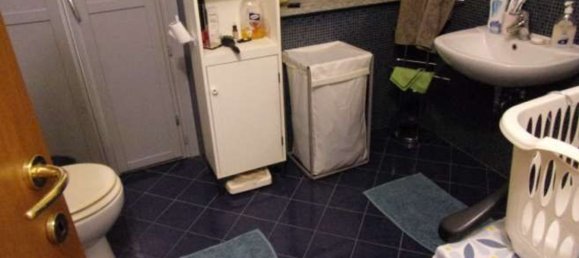 2-salle Appartement à Samarate, Italy No. 334149 14