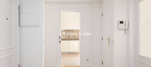 3 bedrooms House in Cascais, Portugal No. 179186 2