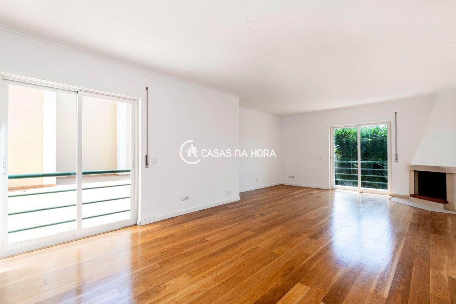 3 bedrooms House in Cascais, Portugal No. 179186