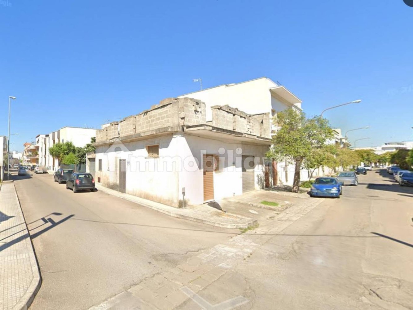 Gewerbliche Immobilie in Soleto, Italy 139m², Nr. 318852