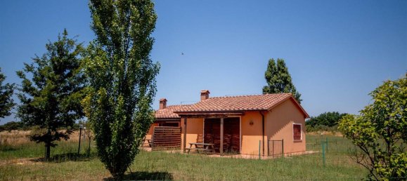2 rooms House in Cecina, Italy No. 150521 6