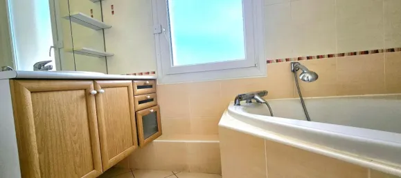 4 rooms House in Chateauroux, France No. 263158 10