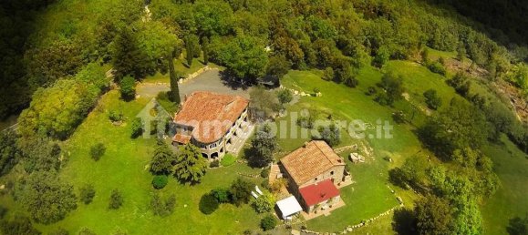 5 rooms House in Roccastrada, Italy No. 215955 4