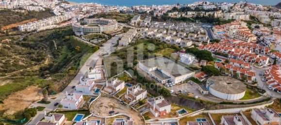 4 bedrooms House in Albufeira, Portugal No. 129756 4