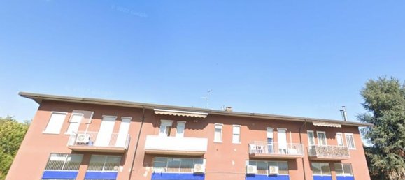 Apartamento de 6 habitaciónes en Stezzano, Italy No. 338587 14