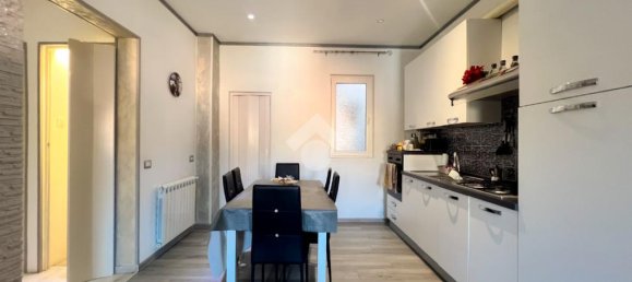 2 غرف نوم شقة في Trieste, Italy رقم 58771 11