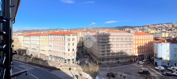 2 غرف نوم شقة في Trieste, Italy رقم 58771 15