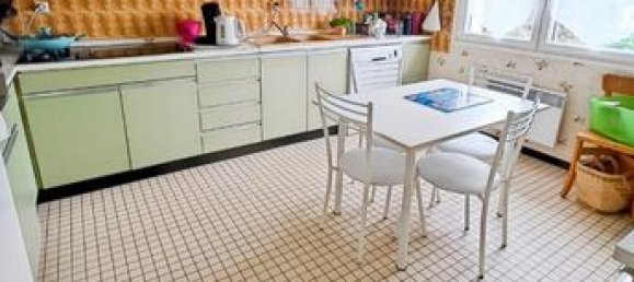 Casa de 4 dormitorios en Chalons-en-Champagne, France No. 310956 4