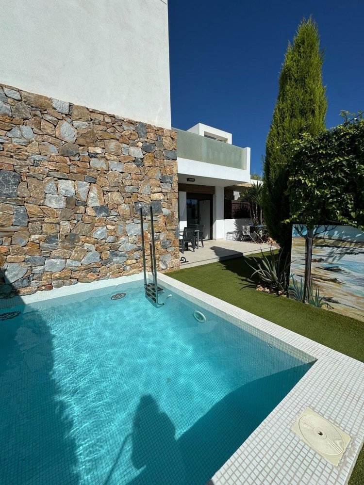 Villa T3 em Alicante, Spain N.º 92267
