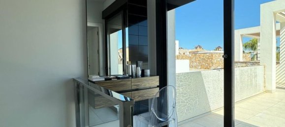Villa T3 em Alicante, Spain N.º 92267 22