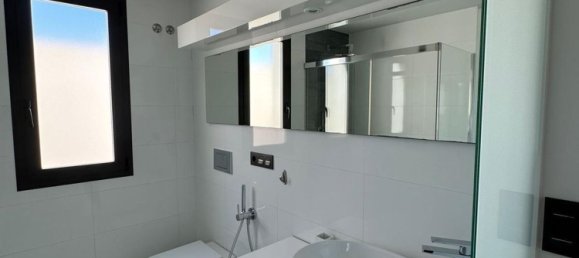 Villa T3 em Alicante, Spain N.º 92267 38