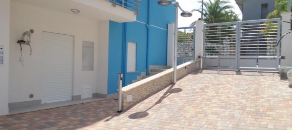 Apartamento de 3 habitaciónes en Balestrate, Italy No. 15583 23