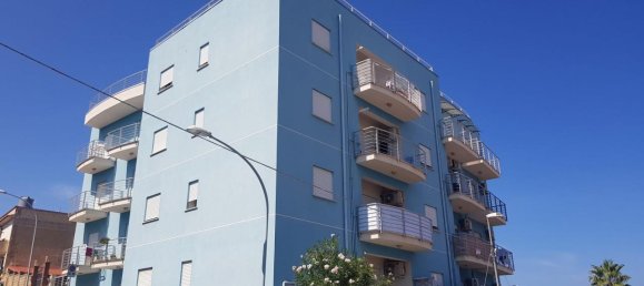 Apartamento de 3 habitaciónes en Balestrate, Italy No. 15583 2
