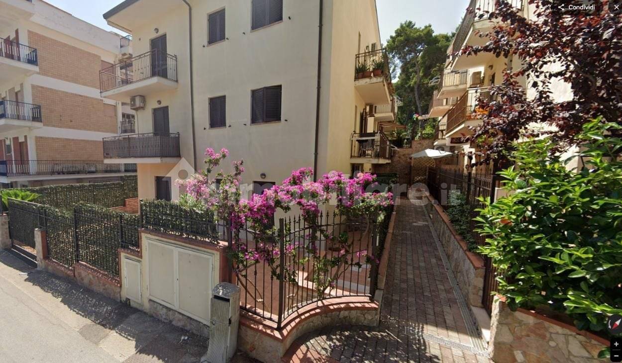 Квартира с 2 спальнями в Вико дель Гаргано, Италия № 190345