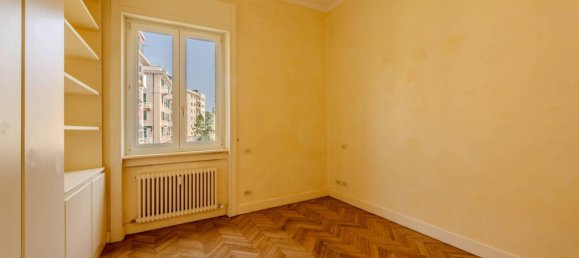 2 bedrooms Apartment in Genoa, Italy No. 329893 11