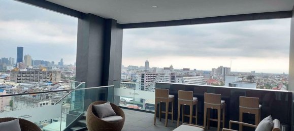 Apartamento com 2 quartos em condomínio em Pathum Wan, Thailand N.º 18979 11