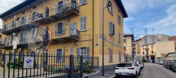 Apartamento de 1 dormitorio en Milan, Italy No. 260718 13