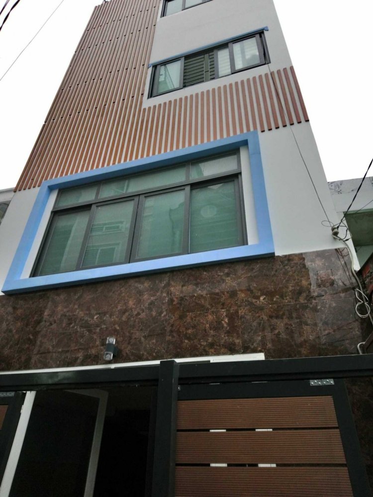 73.5m² Townhouse in District 7, Vietnam No. 19454