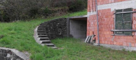 8 rooms Villa in Varese Ligure, Italy No. 77681 11