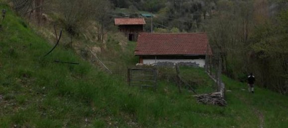 8 rooms Villa in Varese Ligure, Italy No. 77681 17