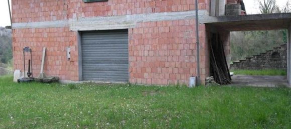 8 rooms Villa in Varese Ligure, Italy No. 77681 3