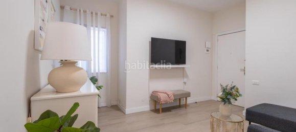 2 bedrooms Apartment in Las Palmas De Gran Canaria, Spain No. 182422 4