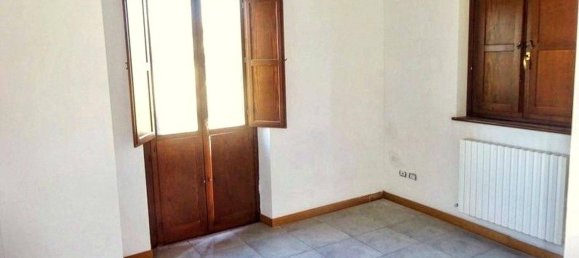 Dúplex de 2 dormitorios en Monte Roberto, Italy No. 279266 5