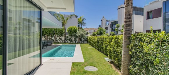 4 bedrooms Villa in Marbella, Spain No. 142525 12