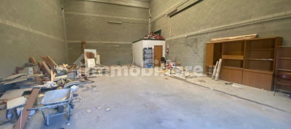 مستودع في Caronno Pertusella, Italy 152متر مربع رقم 261898 3