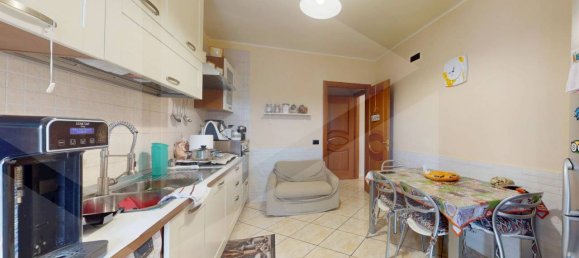 3 rooms Apartment in Casalnuovo di Napoli, Italy No. 20559 13
