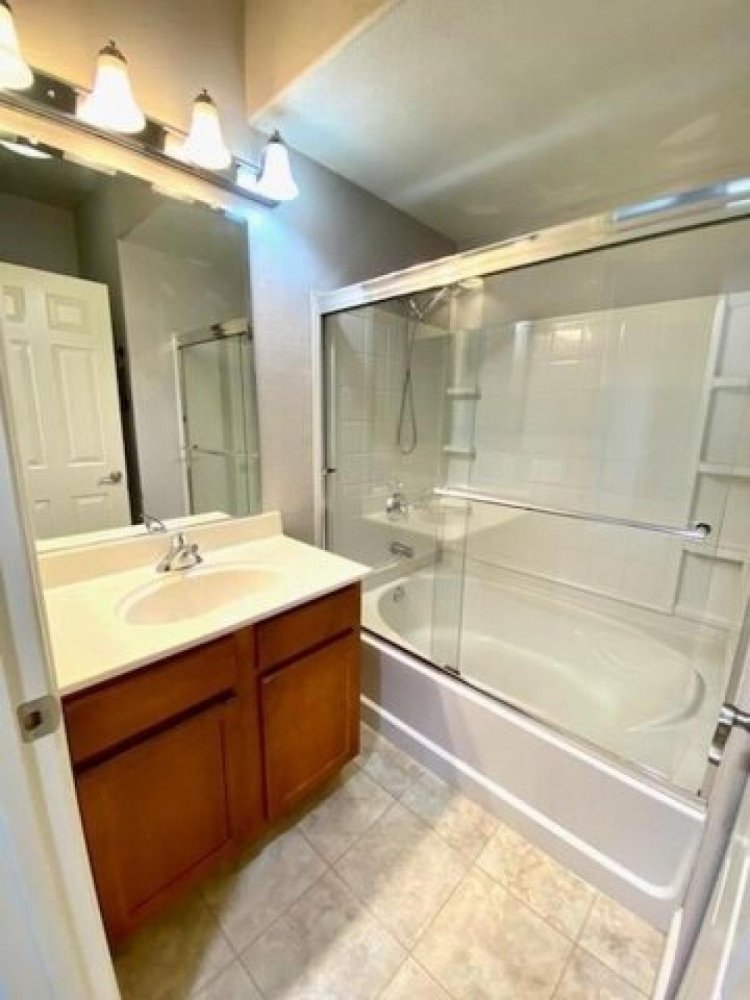 Дом с 2 спальнями в Сакраменто, США № 405765