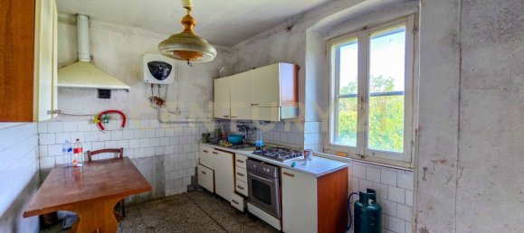 6 bedrooms House in Roccastrada, Italy No. 323878 4