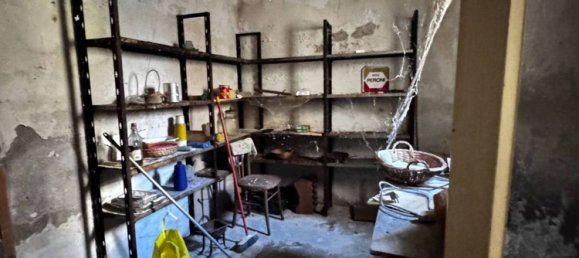 Дом с 6 комнатами в Монте Видон Коррадо, Италия № 200868 14