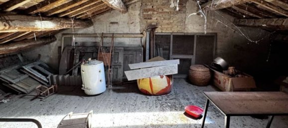 Дом с 6 комнатами в Монте Видон Коррадо, Италия № 200868 15