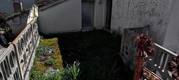 Дом с 6 комнатами в Монте Видон Коррадо, Италия № 200868 24