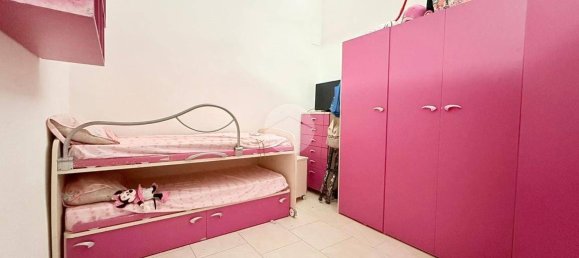 Apartamento T2 em Naples, Italy N.º 313534 10