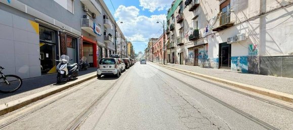 Apartamento T2 em Naples, Italy N.º 313534 2