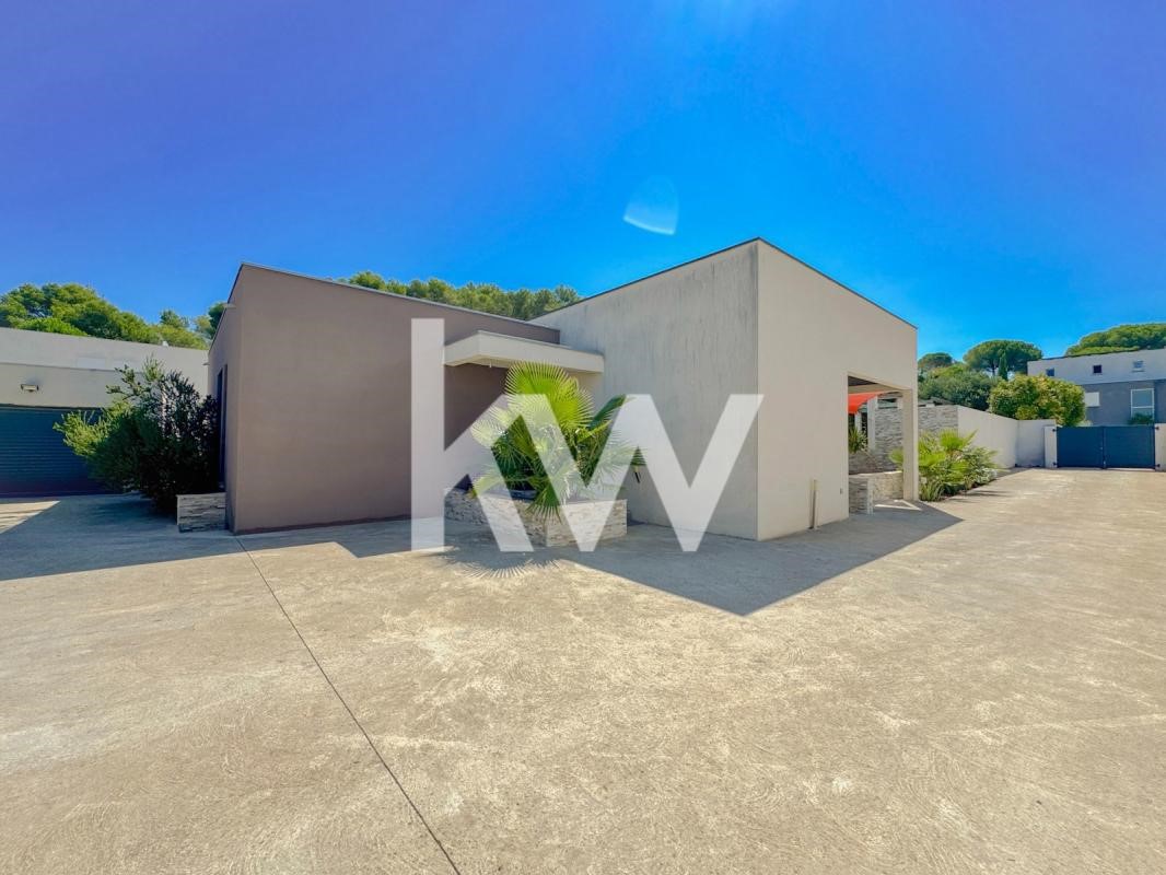 3 bedrooms Villa in Beauvoisin, France No. 347840