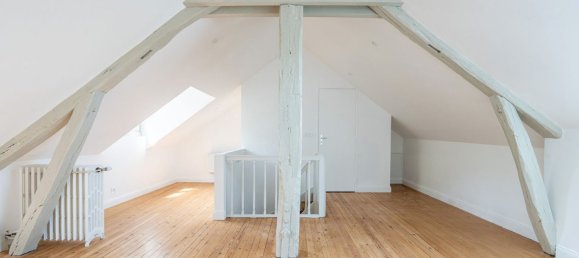 6 bedrooms House in Tours, France No. 259357 11